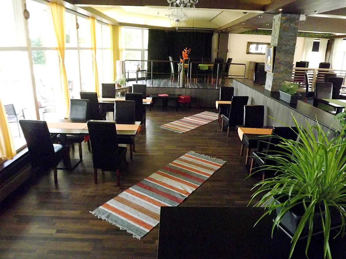 Hotelli Ravintola Alavus 66 Ngoại thất bức ảnh